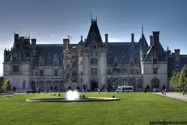 Asheville Biltmore Estate by Dev - Fotolia.com