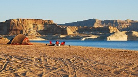 Lake Powell Copyright © by Kate Sumners - Fotolia.com