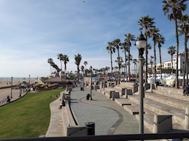 Huntington Beach by Olaf Zornow - Fotolia.com