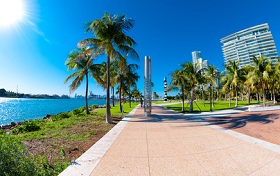 Miami Beach by Alexander Demyanenko - Fotolia.com