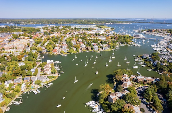 Annapolis by kuosumo - Fotolia.com